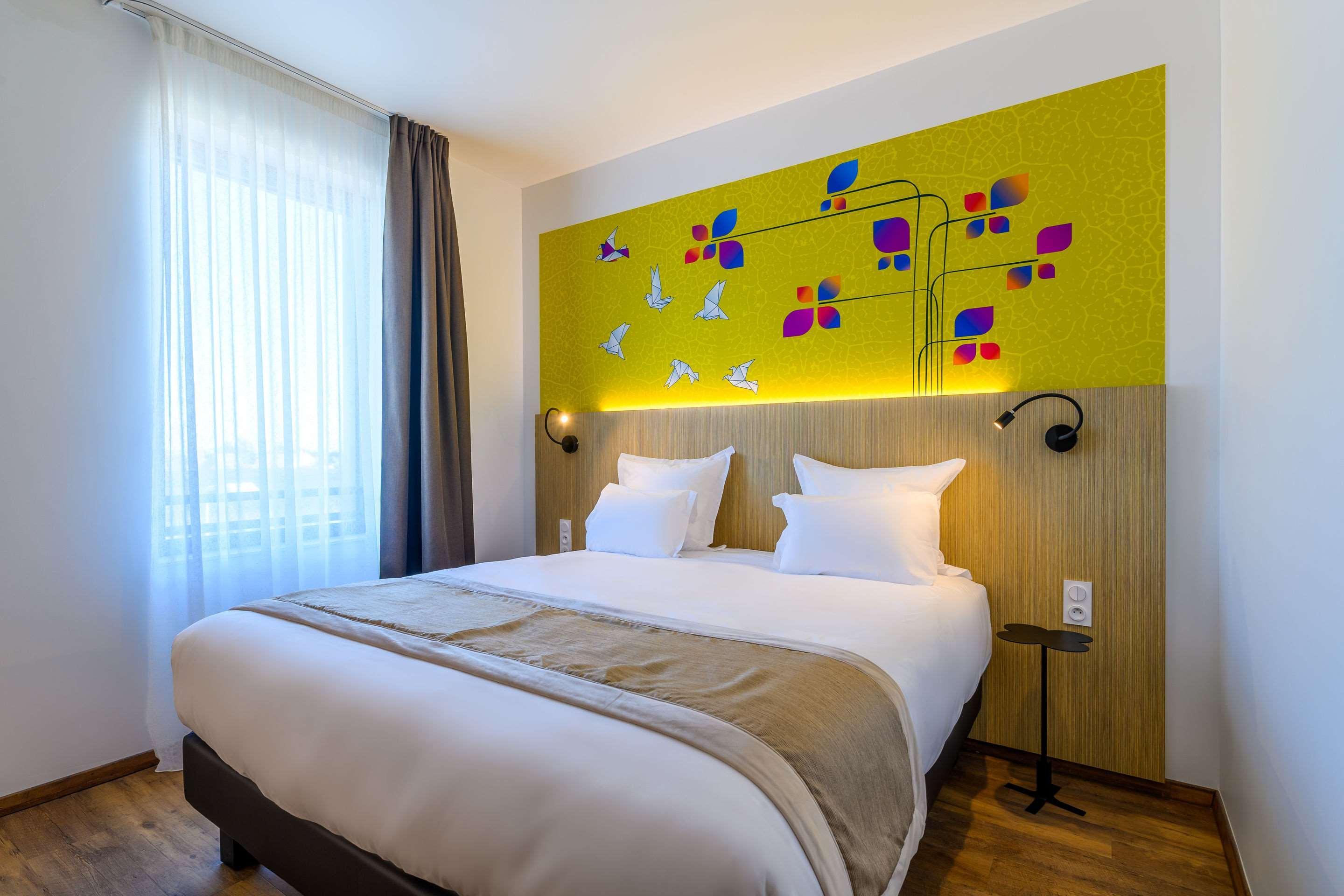 Kyriad Prestige Amiens Poulainville - Hotel And Spa Екстериор снимка